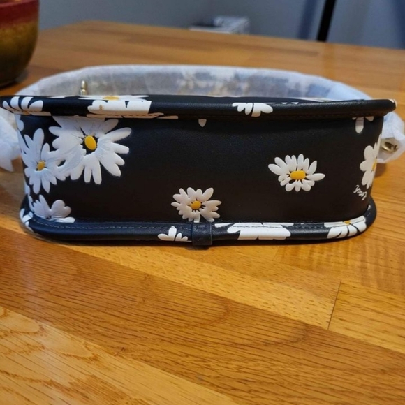 Coach Swinger 20 Floral Print Shoulder Bag With Tea Rose Bag Charm - Picture 4 of 10